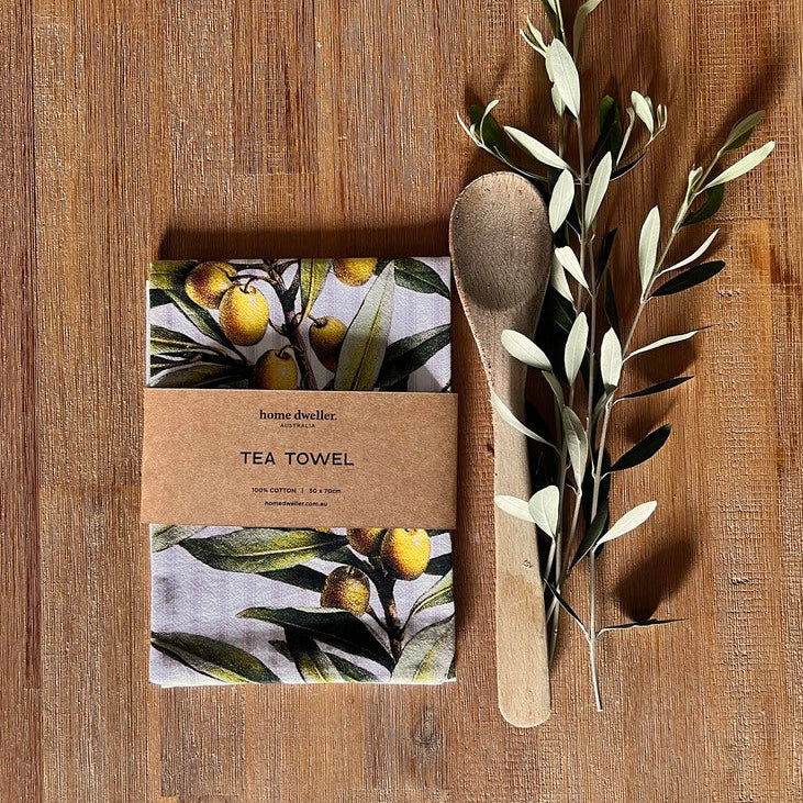 Cotton tea towel with Olive pattern