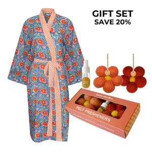 
                  
                    Load image into Gallery viewer, Noa Robe + Flower Garden Felt Freshener Gift Set
                  
                