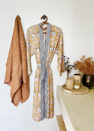 
                  
                    Load image into Gallery viewer, Home Dweller Cotton Robe - Akari
                  
                