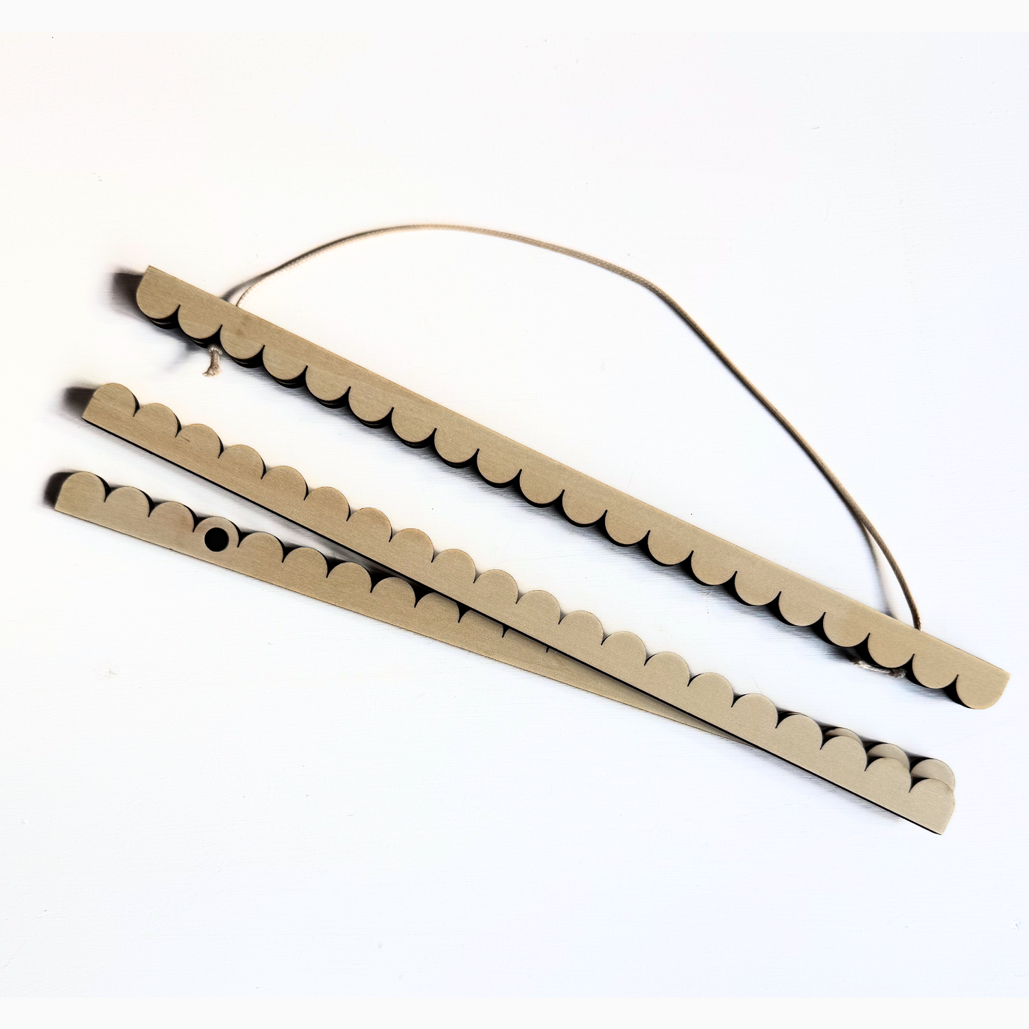 Scallop Edge Magnetic Print Hanger 30cm — Wooden Poster Frame | Home ...
