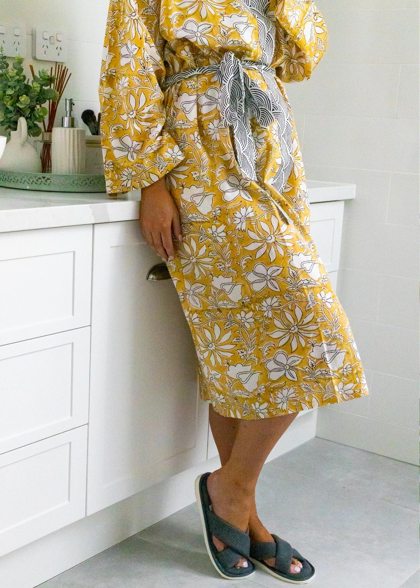 Home Dweller Cotton Robe - Akari